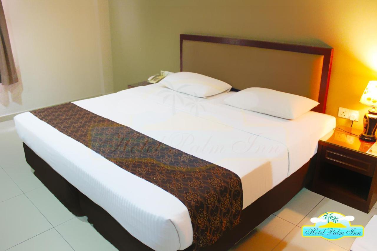 Hotel Palm Inn Butterworth Extérieur photo